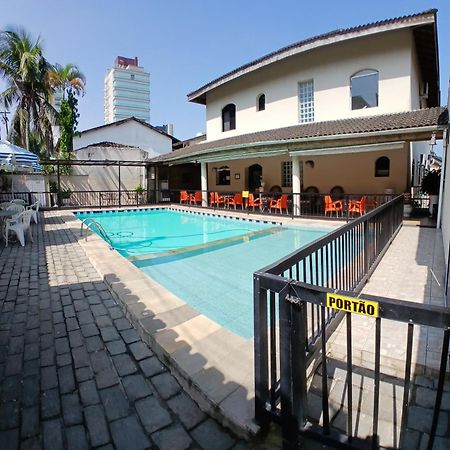 Pousada Parque Suites Estacionamento E Piscina Гуаружа Екстериор снимка